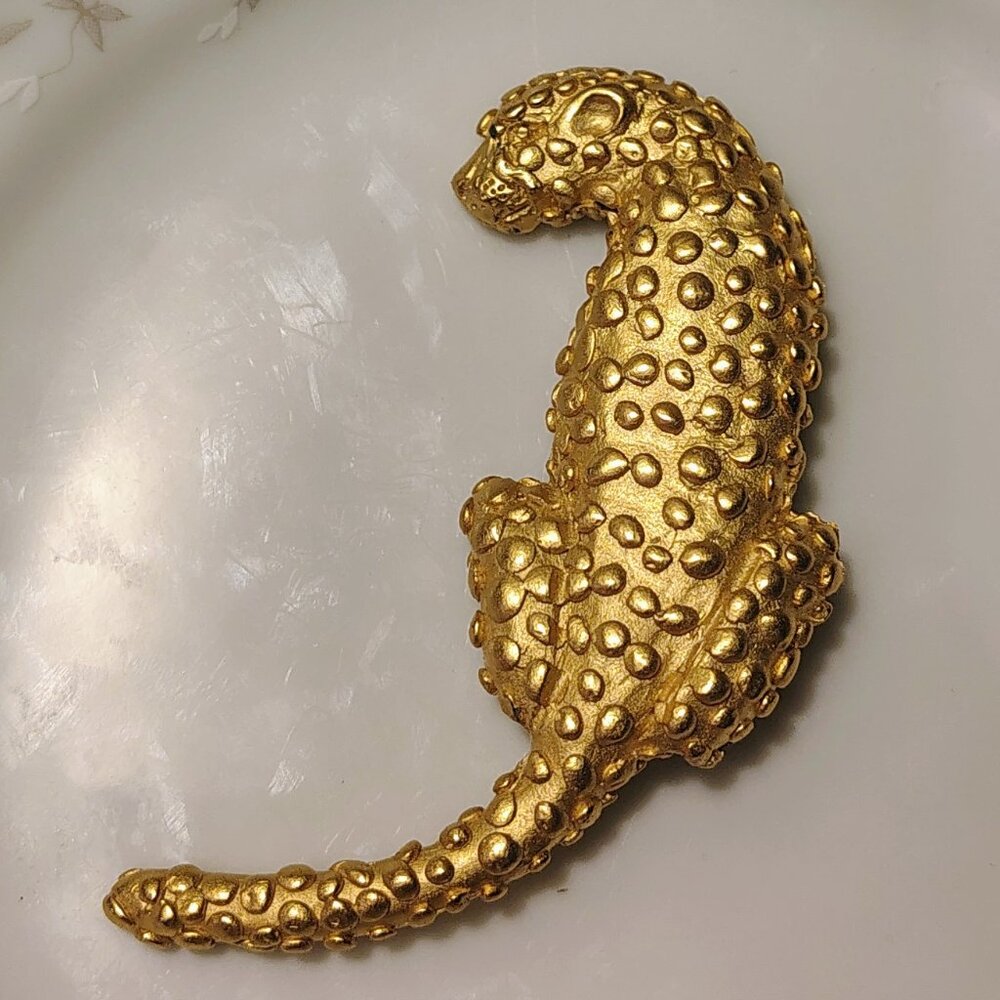 Vtg 90s Matte Gold Plated Leopard Cheetah Panther Brooch - Picture 1 of 7